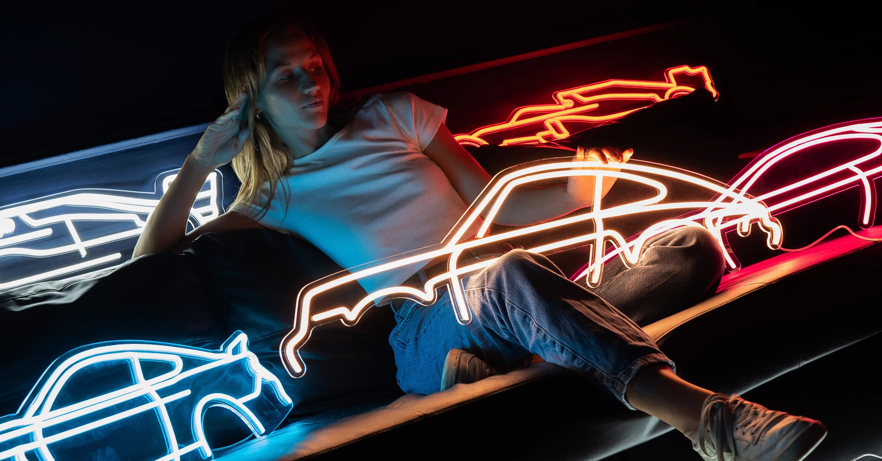 Neon Silhouettes – Page 6 – Petrolvibes EU